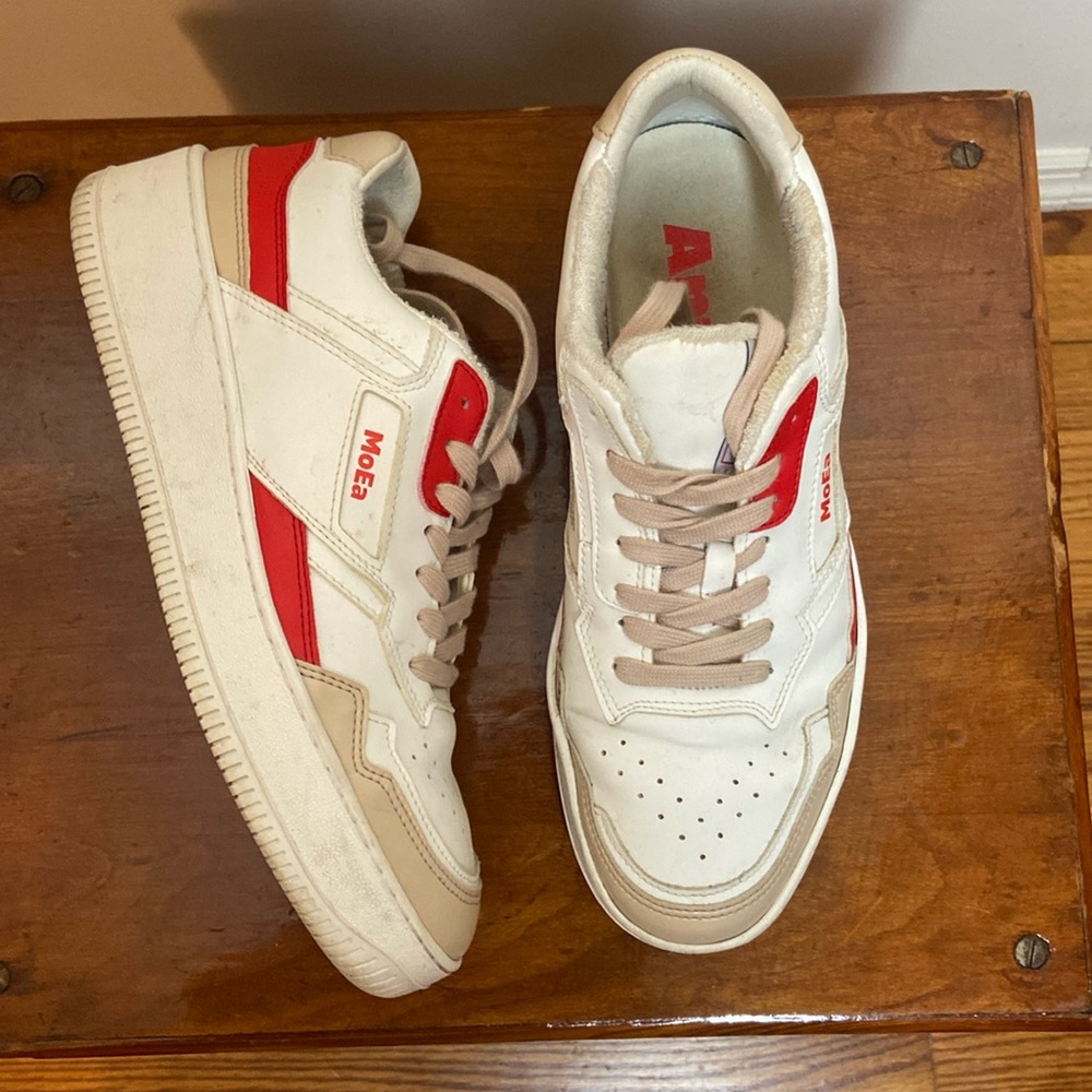 MoEa vegan leather sneakers white with red and pink